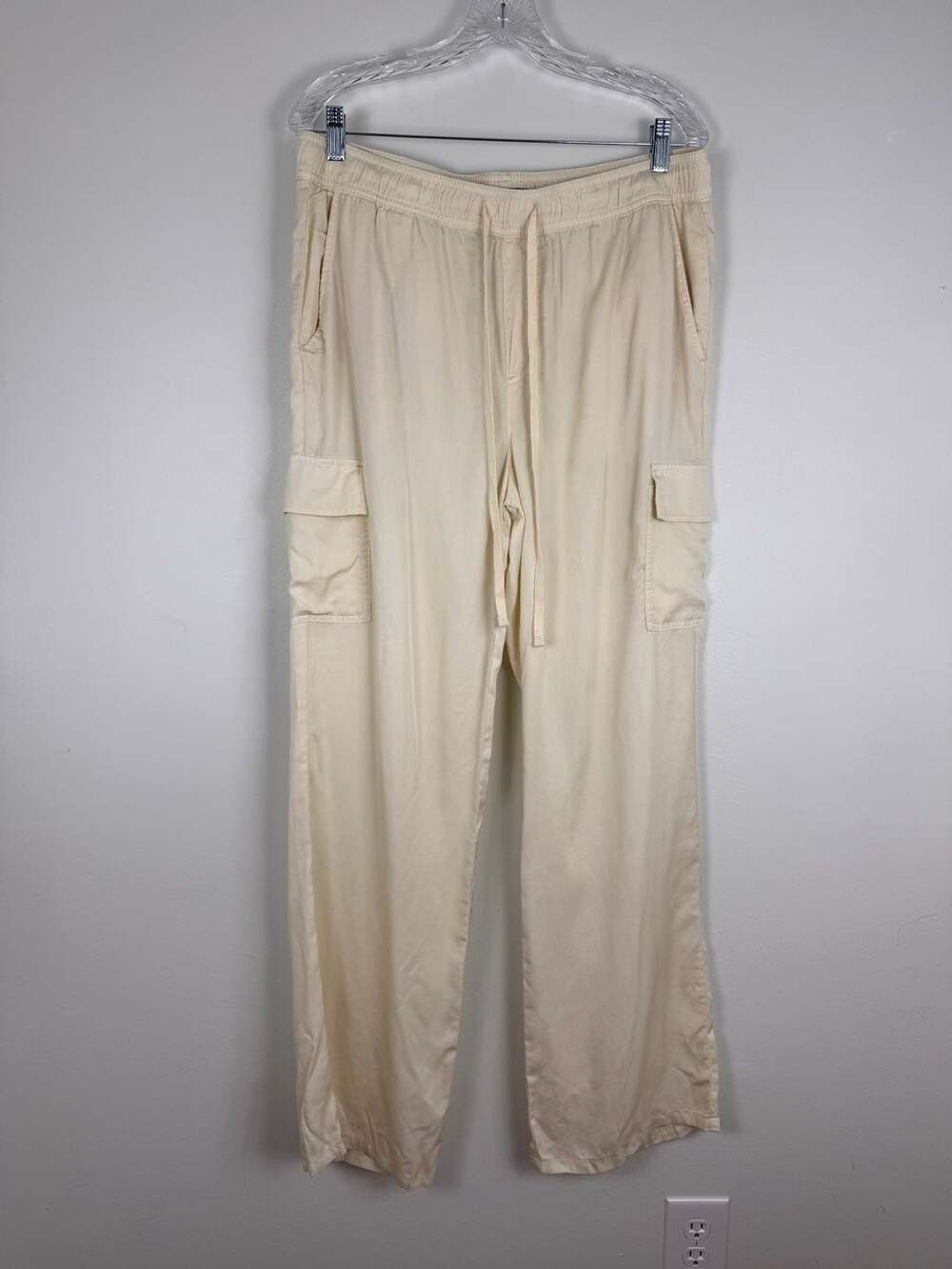 Sanctuary Women's Cream Lyocell Cargo Pants Size L
